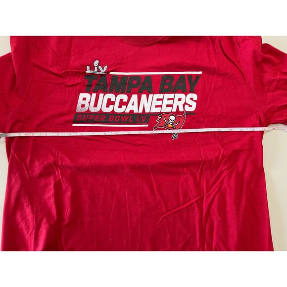 NFL Super Bowl LV Bucs Men's Team Roster Long Sleeve RED NWT SIZE XL - Picture 8 of 9